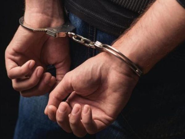 UP: Man arrested for sending porn clips and obscene messages to woman