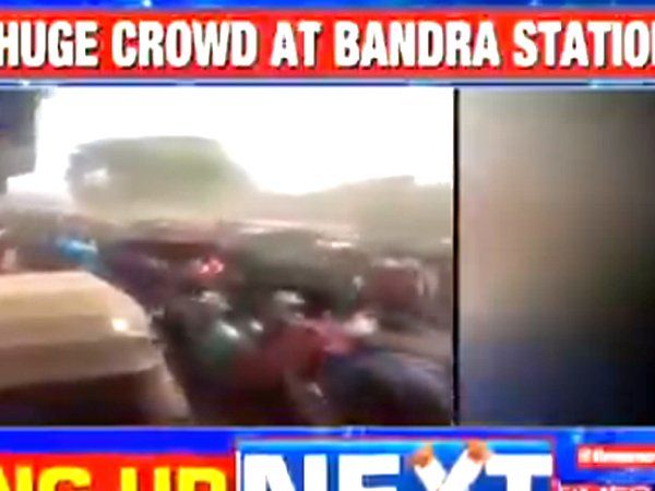 crowd bandra station