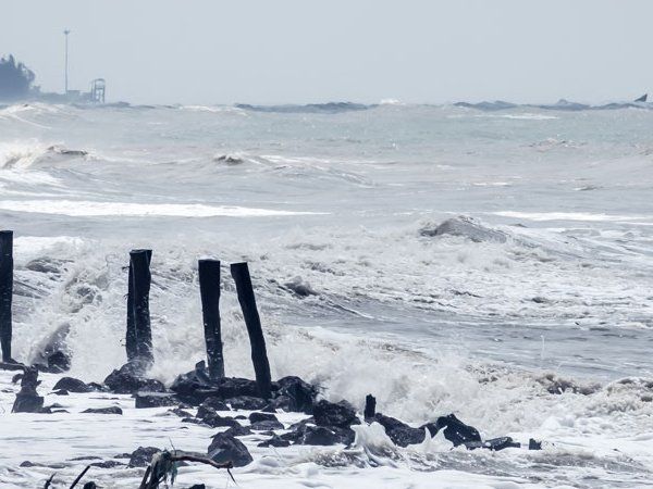 Cyclone Yaas hit west bengal Cyclone Yaas hit Odisha