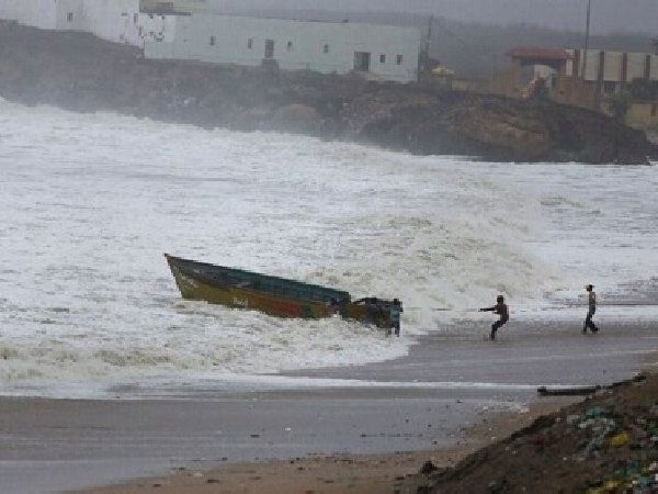 cyclone-meaning-in-hindi