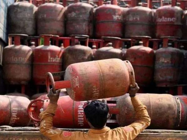 Goa's Pramod Sawant government will give free three domestic cylinders every year to people