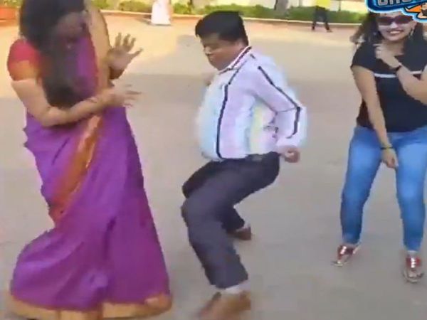Dance Video Uncle dance on goa wale beach pe song funny viral video in hindi