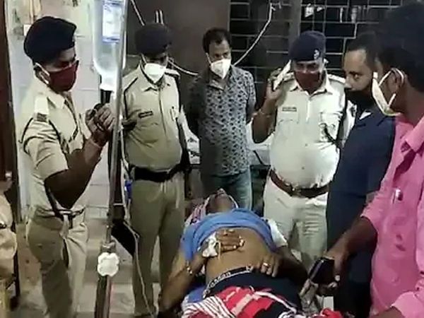 Bihar Chunav : assailants shot Independent candidate Ravindra Nath Singh in Darbhanga 
