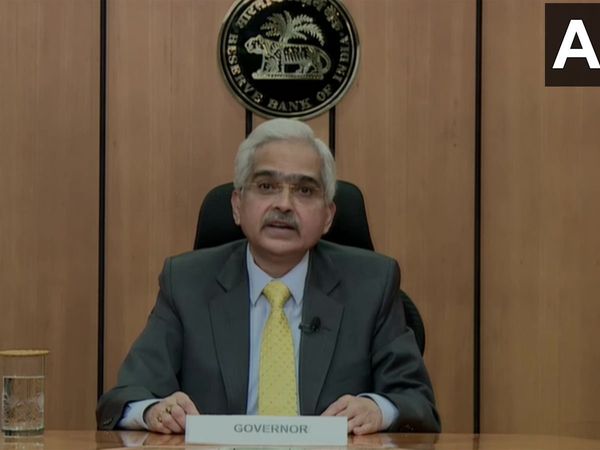 Reserve bank keeps status quo, cuts FY22 growth forecast to 9.5%