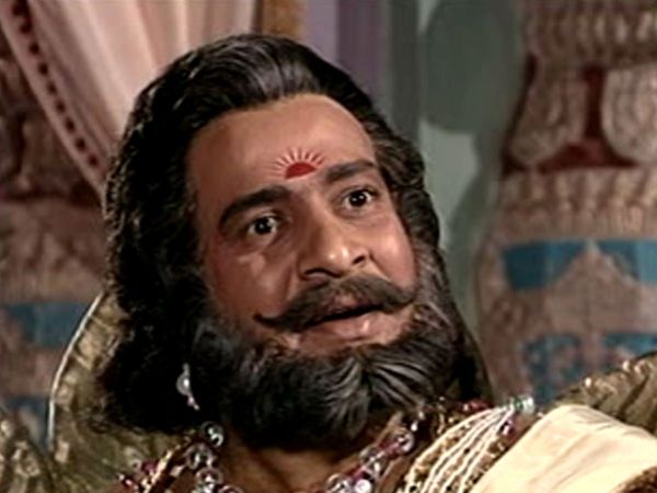 Bal Dhuri as Raja Dashrath