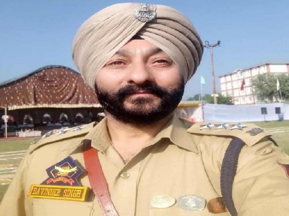 संवेदनशील जानकारी पाने के लिए दविंदर सिंह को पाकिस्तान ने किया था तैयार : NIA चार्जशीट