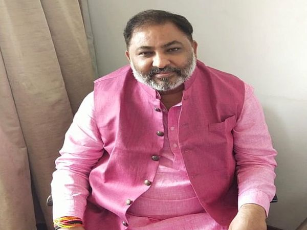 UP District Panchayat Results, UP Assembly Election 2022, CM Yogi Adityanath, BJP State Vice President Dayashankar Singh, Asaduddin Owaisi, Corona Vaccination in UP, Akhilesh Yadav