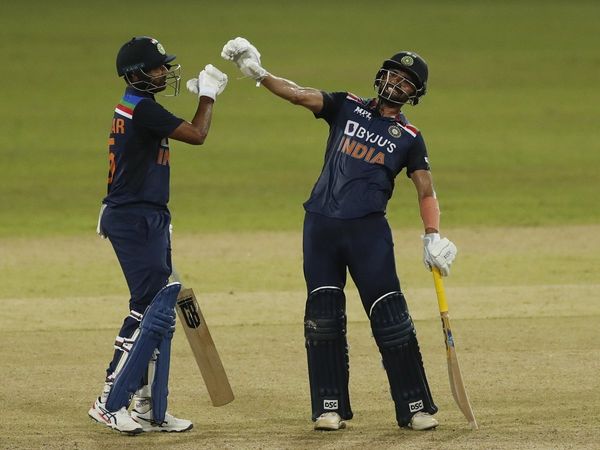 bhuvneshwar kumar and deepak chahar