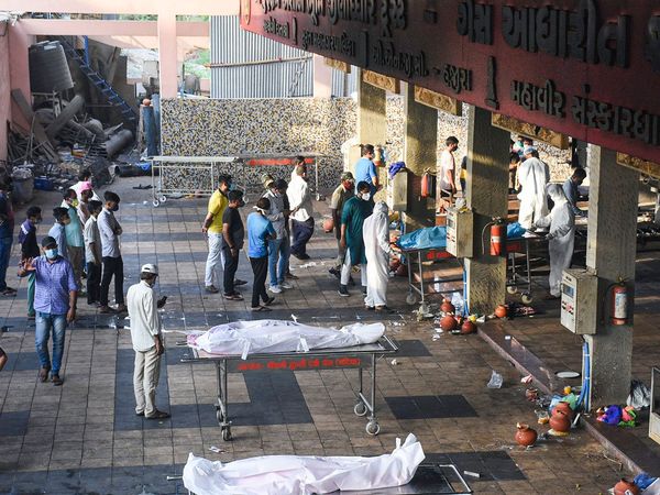 MP : Did not get Shav Vahan, Son took mother's dead body on thela in Damoh