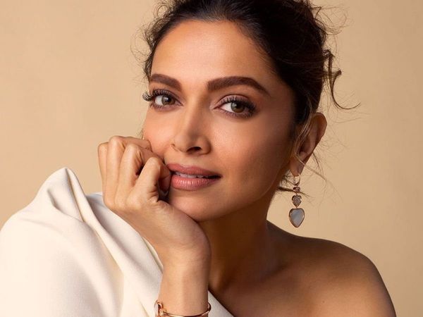 deepika padukone donates rs, acid attack survivor 
