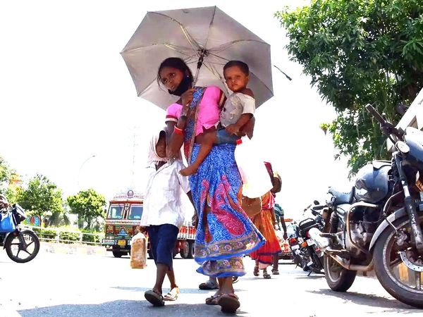 Meteorological Department said that Delhi recorded the highest temperature in March after 1945 on Monday Holi