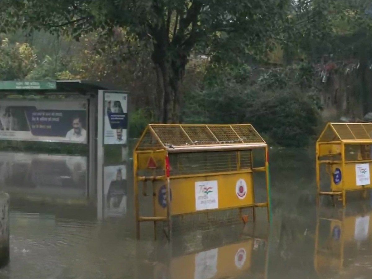Delhi Weather: दिल्ली में जनवरी में एक दिन में रिकॉर्ड बारिश, जानें अगले 2 दिन कैसा रहेगा मौसम
