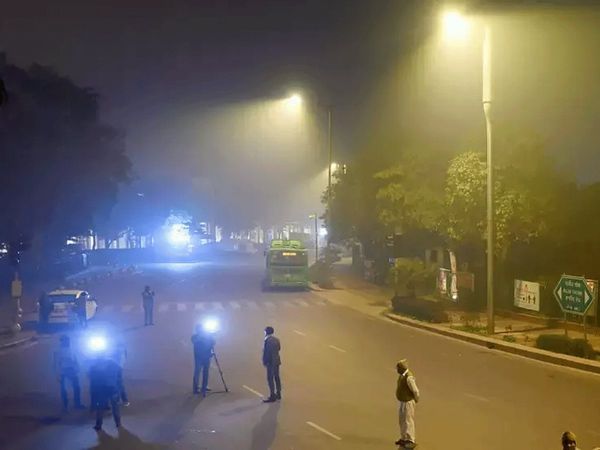 Delhi night curfew update