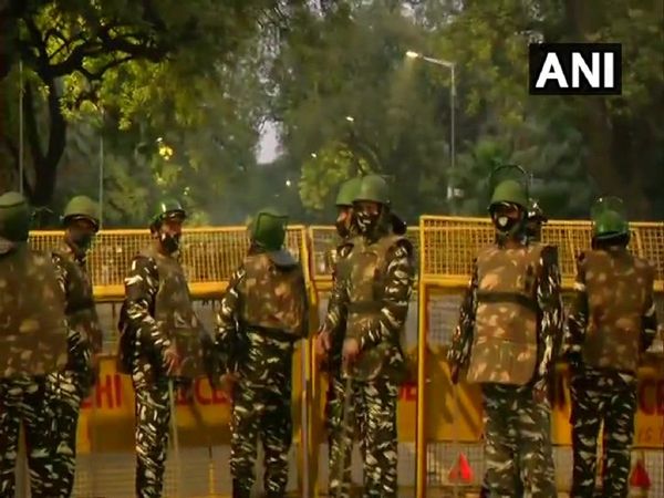 दिल्ली में इजरायली दूतावास के करीब धमाके की खबर, जांच में जुटी पुलिस