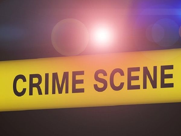 Shocking! बुखार से तप रहे बेटे को डॉक्टर के पास ले जाने को तैयार नहीं हुआ पति, महिला ने घोंट दिया मासूम का गला