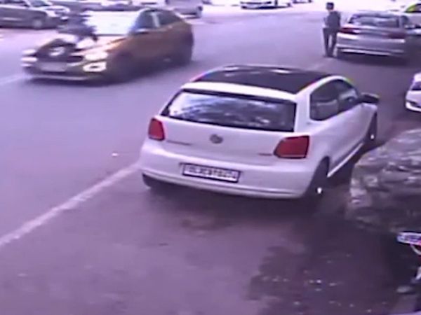 दिल्‍ली में एक और हिट एंड रन केस, सामने आया खौफनाक वीडियो