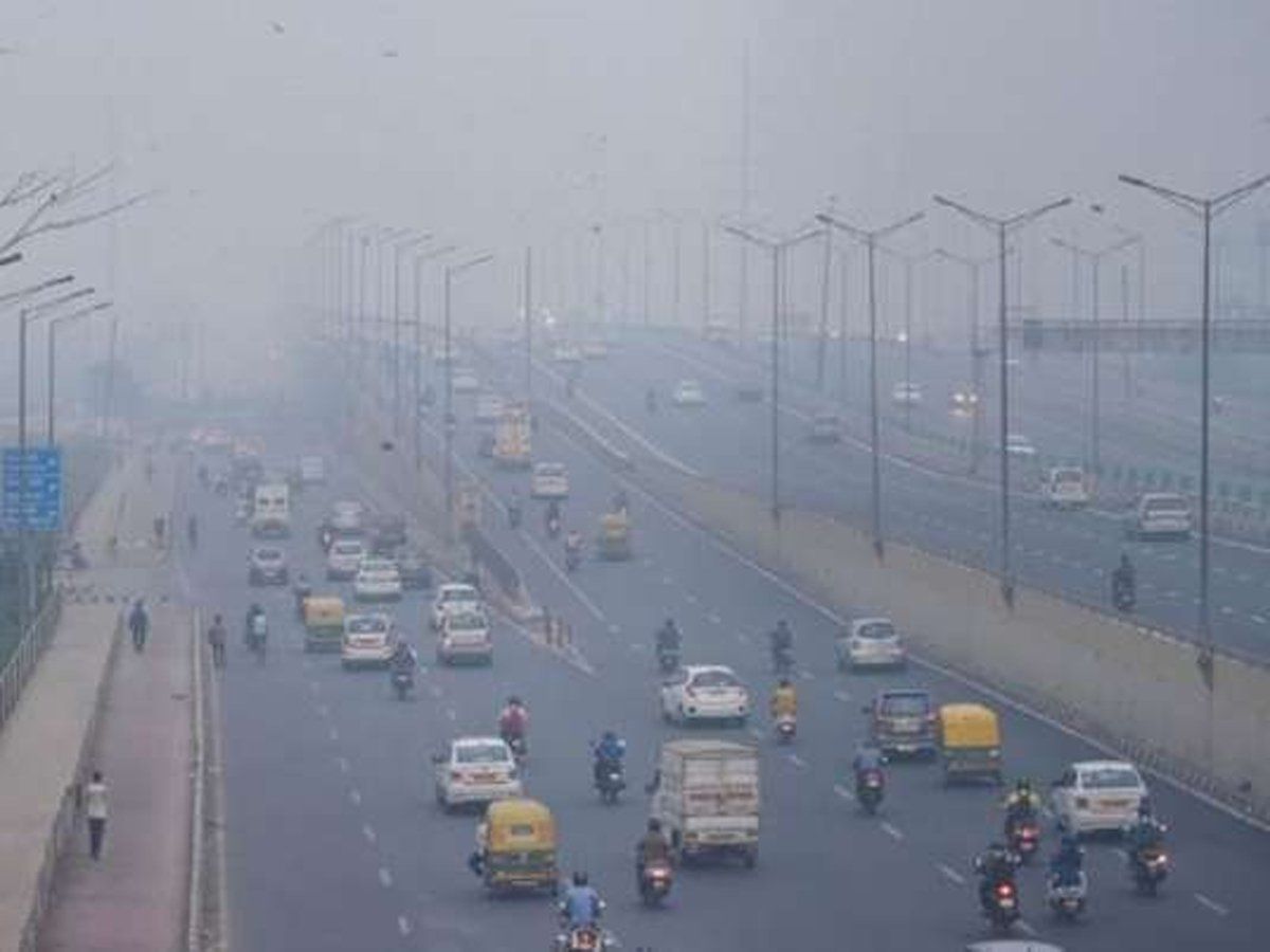 Delhi-NCR pollution: वायु प्रदूषण पर केंद्र ने किया टास्क फोर्स का गठन, आज SC में होनी है अहम सुनवाई