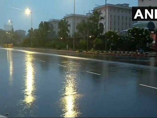 delhi ncr rain today