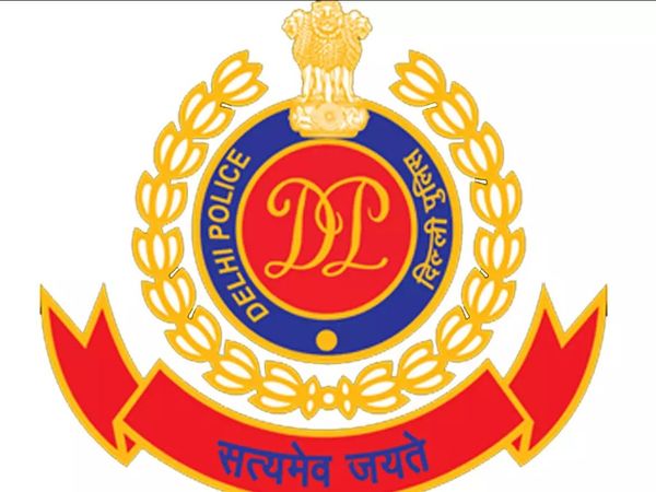 delhi police gets bravery award