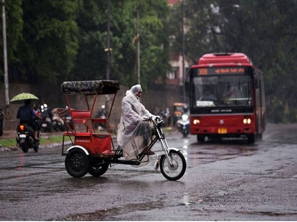 Delhi rain: बारिश से सराबोर होगी दिल्‍ली, गर्मी से मिलेगी राहत, IMD ने जारी किया Orange अलर्ट