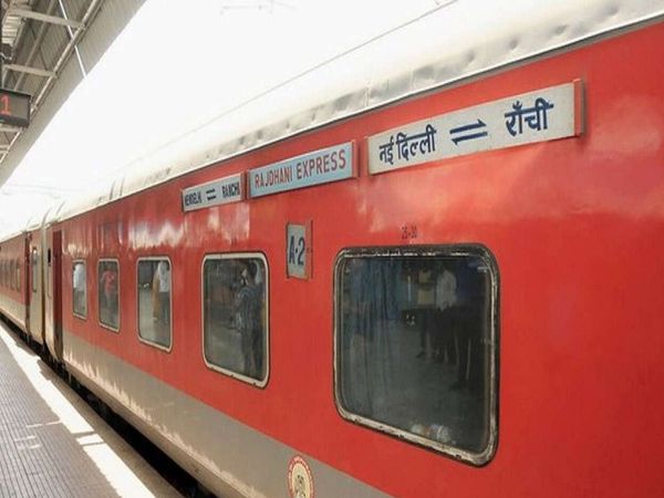 delhi ranchi rajdhani 