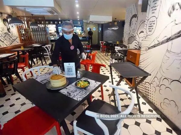 Delhi Night Curfew: दिल्ली में नाइट कर्फ्यू का असर, रेस्टोरेंट में बिक्री पर 70 फीसद असर