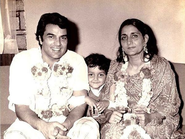 Dharmendra Turns 86