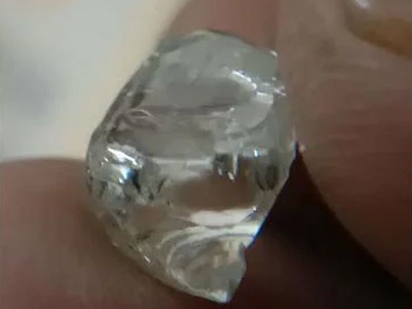 Madhya Pradesh Farmer Mines Almost 12 Carat Diamond in Panna