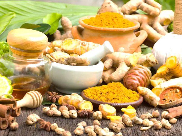 Covid Treatment: कोविड के इलाज के लिए 'आयुष मंत्रालय' की 'संशोधित गाइडलाइंस', जान लें इसके बारे में