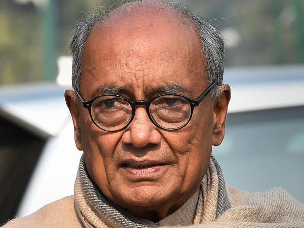 दिग्विजय सिंह को आई ज्योतिरादित्य की 'याद', बोले- कांग्रेस छोड़कर जाने के बाद लोग बातें करते थे