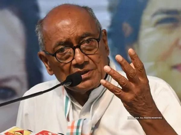 'राजनीति में हैं तो चमड़ी मोटी कीजिये', दिग्विजय सिंह की बीजेपी को नसीहत, सुनाया इंदिरा गांधी से जुड़ा किस्सा