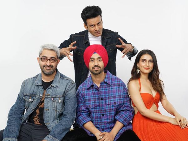 Suraj Pe Mangal Bhari Star Cast and Director