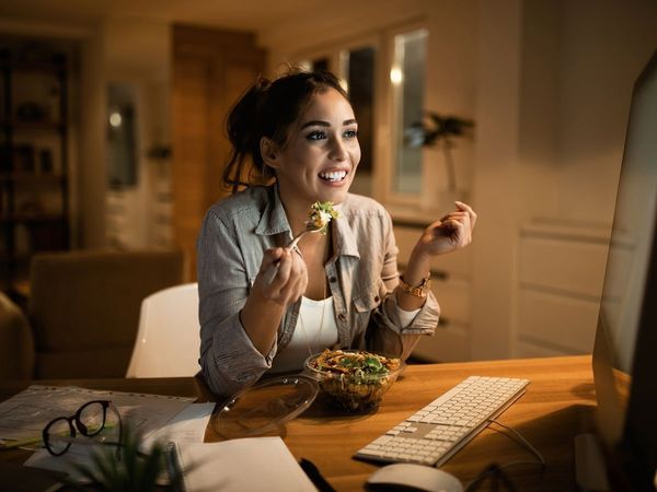 Side Effects of Late Night Dinner