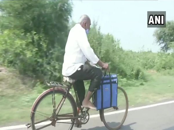  महाराष्‍ट्र: 87 की उम्र में भी कोरोना का खौफ नहीं, घर-घर जाकर गरीब मरीजों का करते हैं इलाज