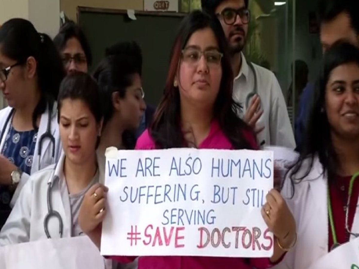 राहत वाली खबर! काम पर लौटेंगे NEET PG Counselling 2021 में देरी के खिलाफ हड़ताल पर गए डॉक्टर्स