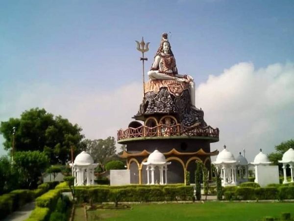 Dohrighat, Saryu River, Ghaghra, Shivling, Uttar Pradesh,