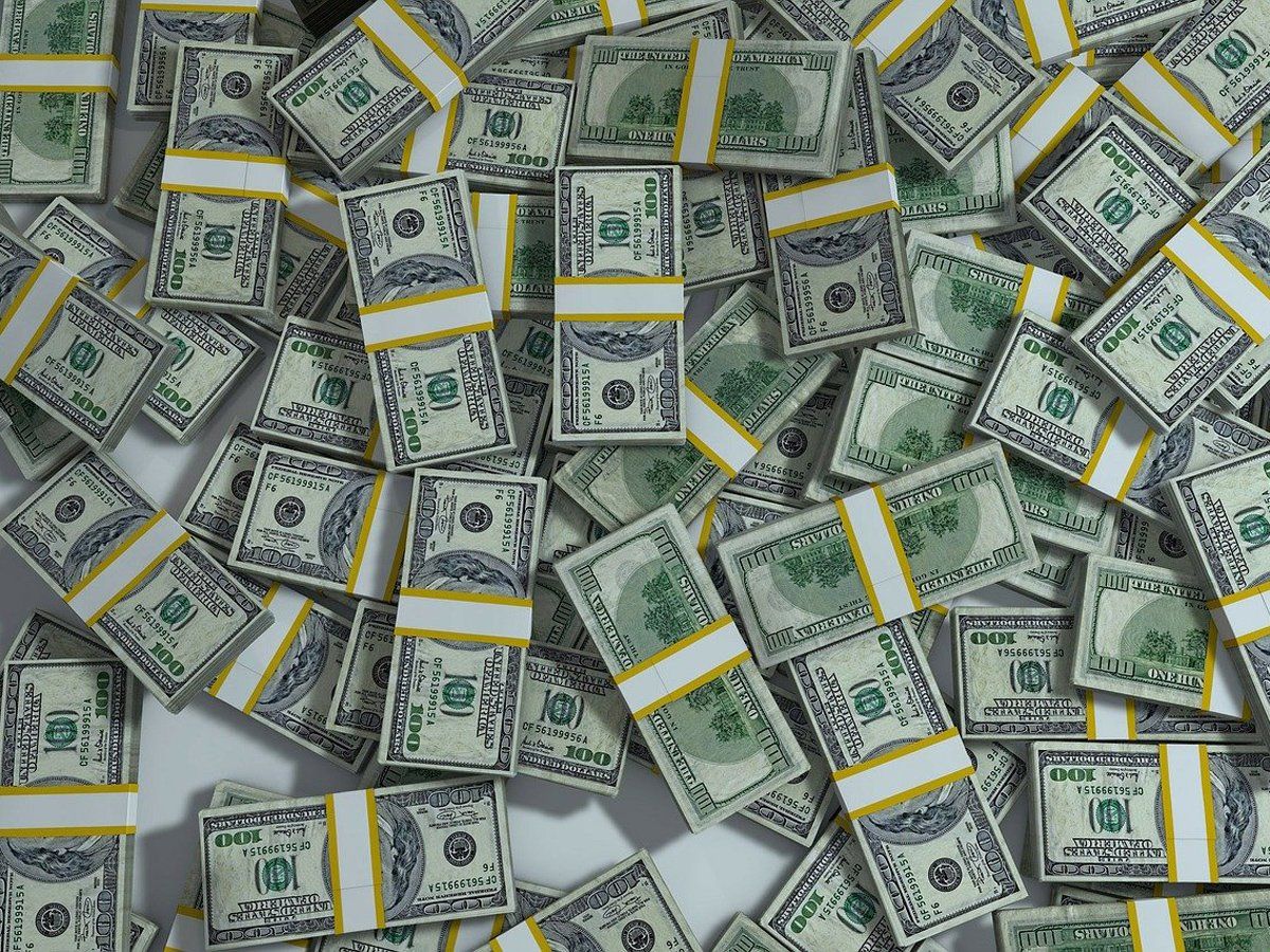 US budget deficit at all-time high : अमेरिका का बजट घाटा इतिहास में सबसे अधिक ऊंचाई पर