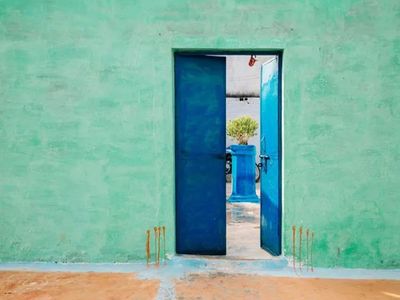 Door Door