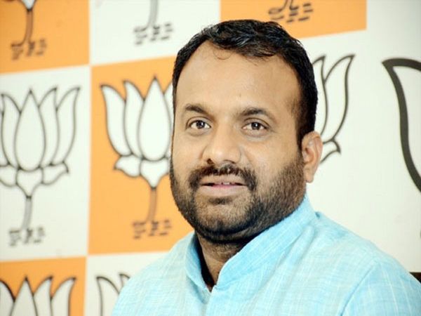 रिया जैन-अनुराग मलिक की कामयाबी पर बीजेपी प्रवक्ता डॉ चंद्रमोहन की खास टिप्पणी, बड़े कॉलेज का मुंह नहीं देखा