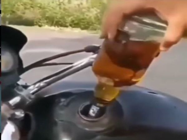 Man put liquor in the bike tank instead of petrol then what happened watch funny video