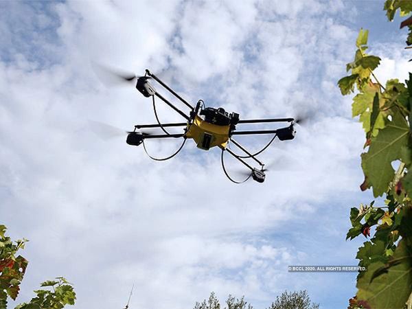 Industry to build cheap drones for farmers, 1 lakh villages will benefit