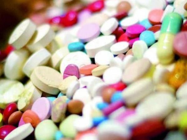 coronavirus crisis : Drugs like Paracetamol, Ibruprofen may not last beyond February in India