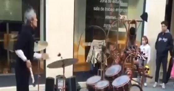 Viral Video: Old man playing drum in unique style video goes viral on social media