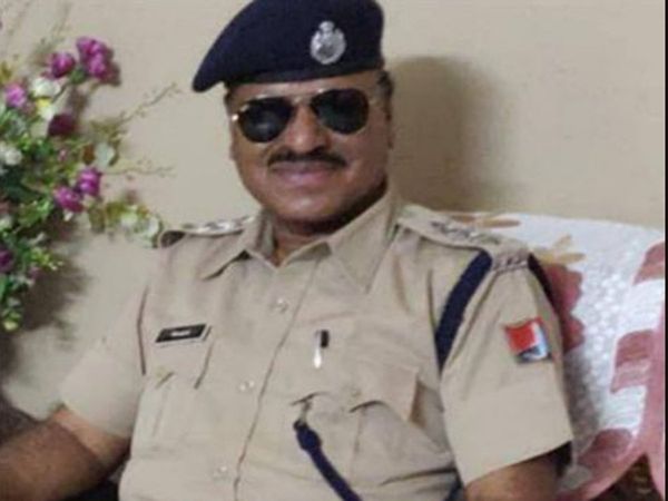 Rajasthan : dsp caught taking bribe of rs 80000 from dto in sawai madhopur 