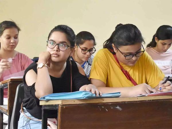 DU Exam for Graduation