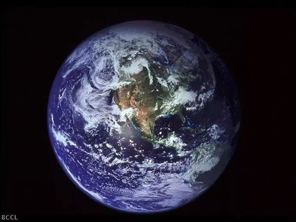 1.1 ट्रिलियन मीट्रिक टन भार को सह रही है धरती ! चौंकना लाजिमी