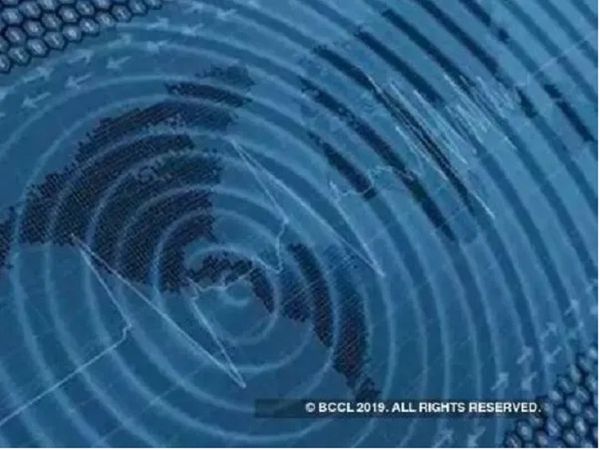 दिल्‍ली एनसीआर में फिर डोली धरती, लोगों ने महसूस किए भूकंप के तेज झटके