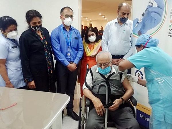 India to begin administering COVID-19 vaccine 'precaution dose' to 60+ age group, healthcare, frontline workers from today