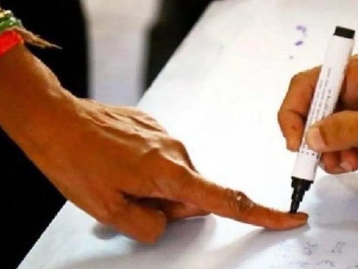 गुजरात में 81 नगरपालिकाओं, 31 जिला पंचायतों के लिए आज डाले जाएंगे वोट, सुरक्षा के कड़े इंतजाम