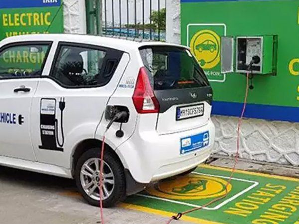 electric vehicles,Delhi